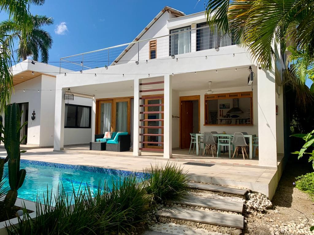 5-BR villa in the tranquility of Las Ballenas en Las Ballenas, Las Terrenas — En venta